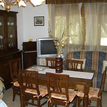 Sa Domu Sarda Casa Bed and Breakfast Piscinas