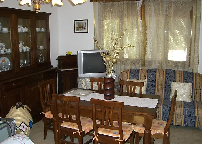 Sa Domu Sarda Casa Bed & Breakfast Piscinas