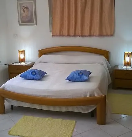 فندق مبيت وإفطار Sa Domu Sarda Casa بيسكيناس