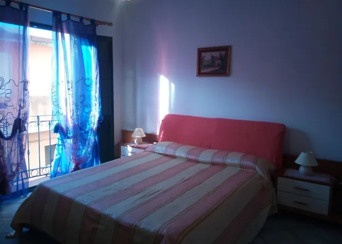 Sa Domu Sarda Casa Bed & Breakfast 3*