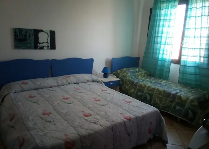 Bed & Breakfast Sa Domu Sarda Casa Piscinas